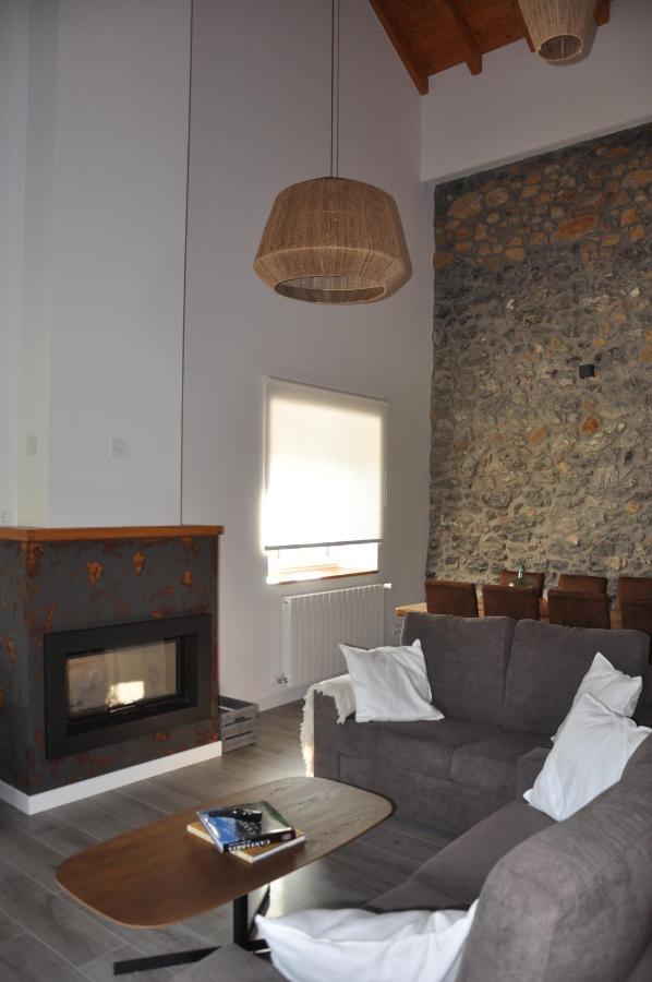 San Pantaleón de Aras Casa Rural Mazarredonda מראה חיצוני תמונה